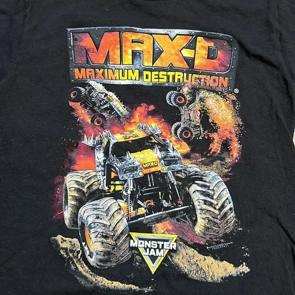 MONSTER JAM 2022 T-Shirt - Picture 2 of 3
